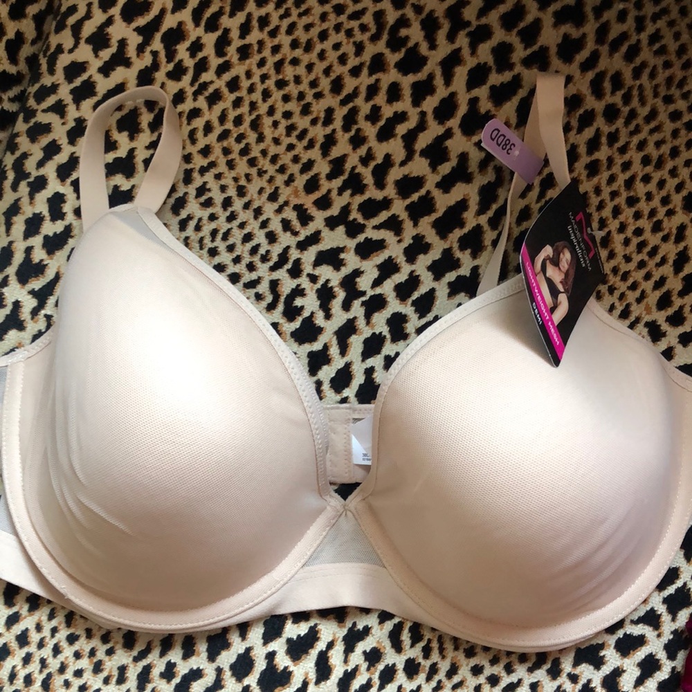NWT Maidenform Lightweight Demi Bra 38DD